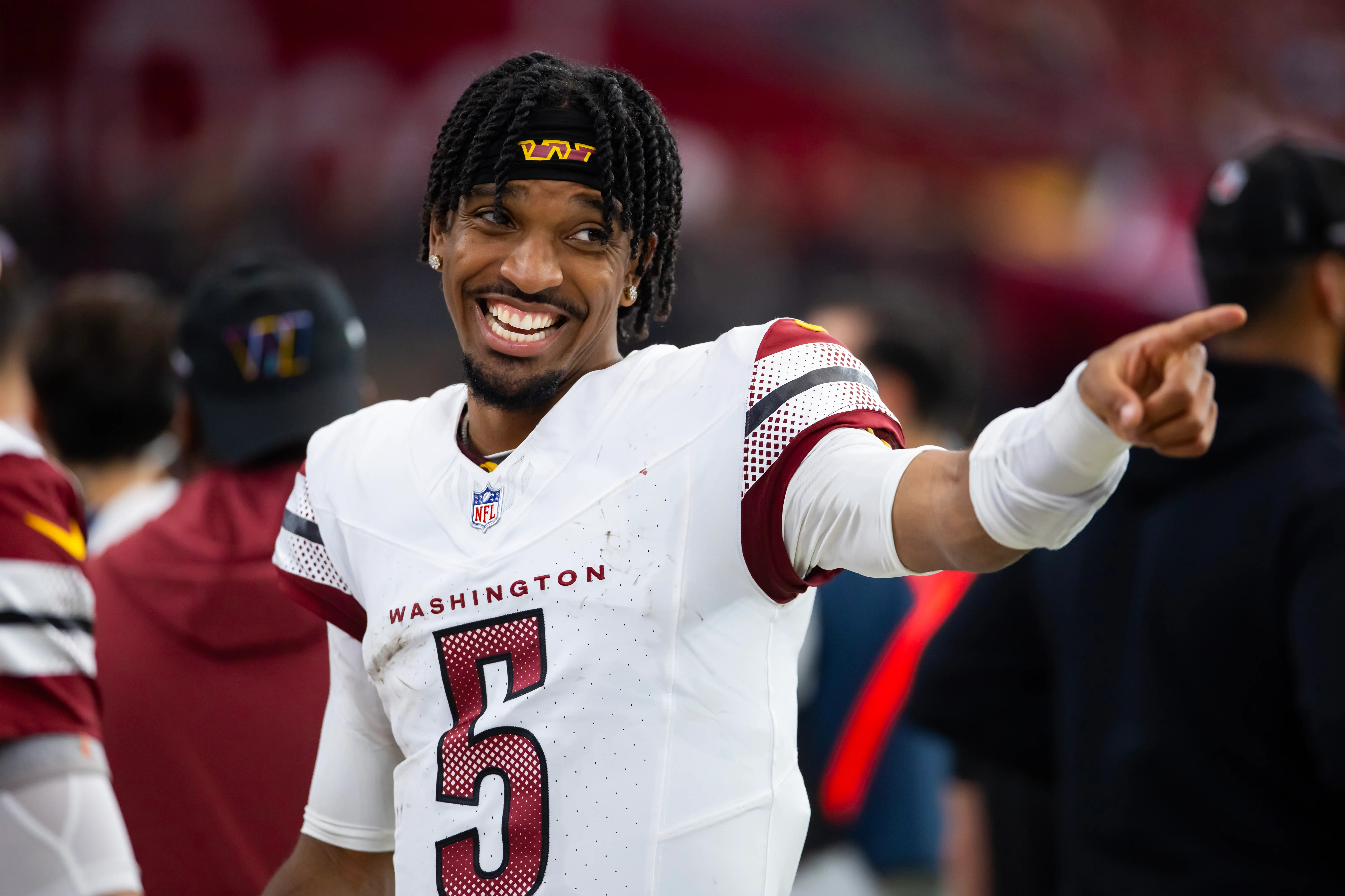 Jayden Daniels Injury Twitter Image